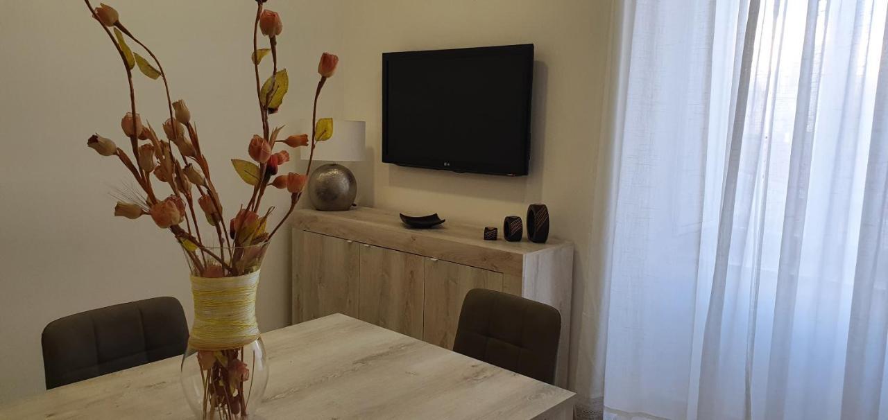 Apartment La Casa Di Maya Naples